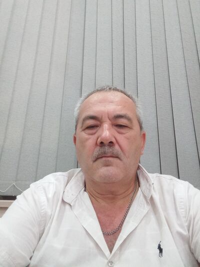  ,   Bakhtier, 54 ,   ,   