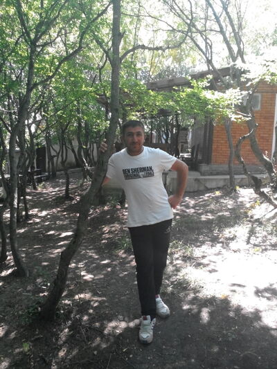  ,   Sasha, 43 ,   
