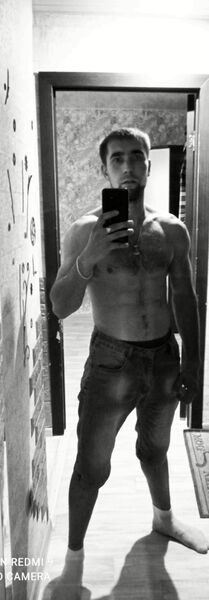  ,   Viktor, 29 ,   ,   