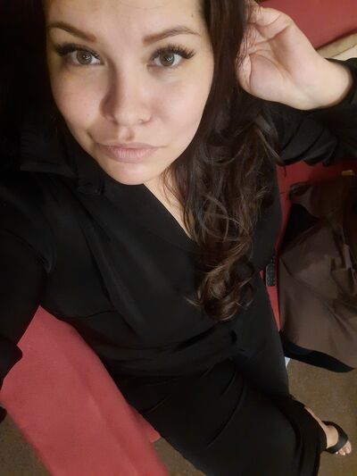  ,   Nina, 31 ,   ,   