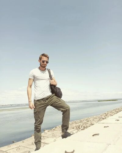  ,   Vadim, 37 ,   ,   