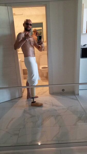 ,   Anton, 35 ,   ,   , c , 