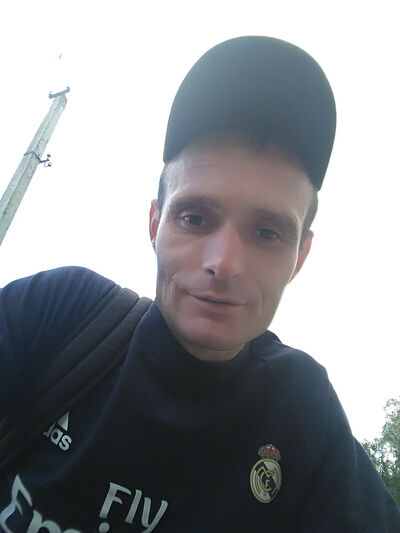  -,   Andrei, 42 ,   