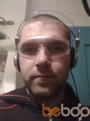  ,   Sasha, 40 ,  