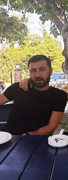  ,   Gio, 42 ,   ,   