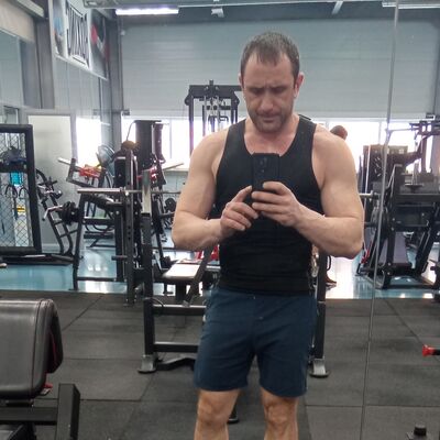  --,   , 39 ,  