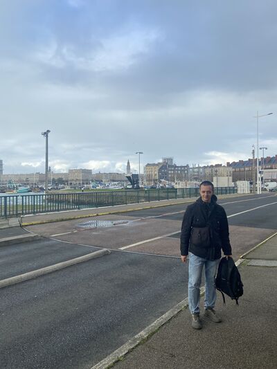  ,   Valera, 25 ,   ,   