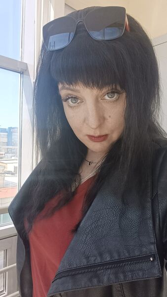  ,   Ksenia, 37 ,   c 