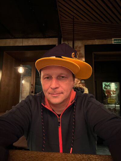  ,   Alex, 40 ,   ,   