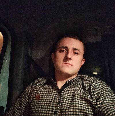  ,   Vitalii, 31 ,  