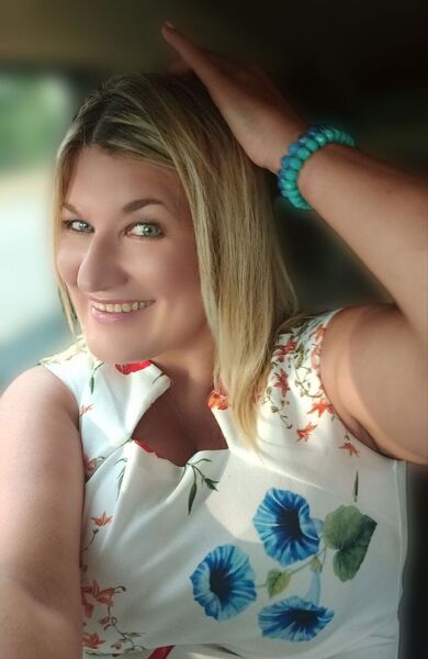  ,   Yana, 45 ,     , c 