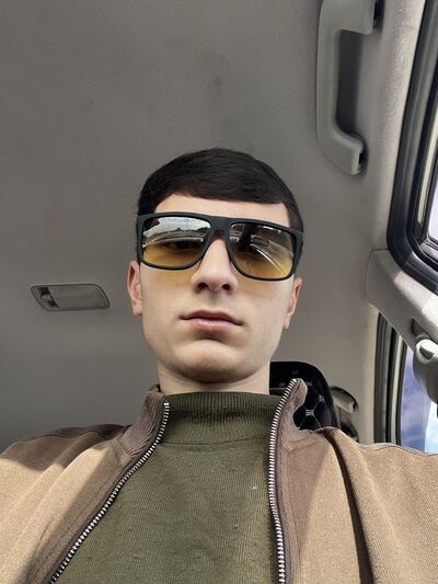  ,   Umedjon, 21 ,   ,   