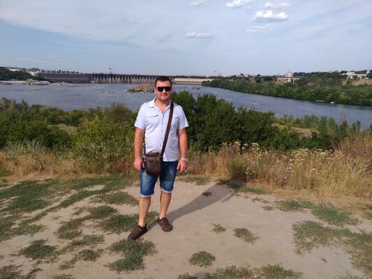  ,   Sergiu, 44 ,   ,   