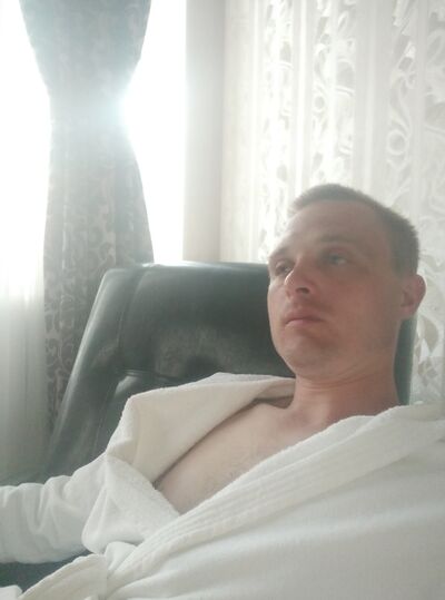  ,   Alexander, 33 ,   , 