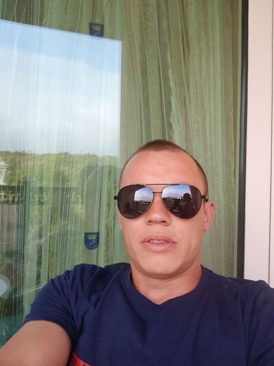  ,   Evghenii, 36 ,   ,   , c 