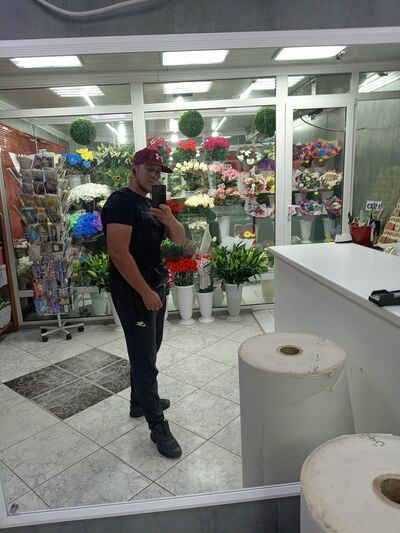  ,   Florist, 37 ,   ,   , c , 