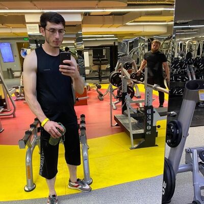  ,   Casper, 32 ,   ,   