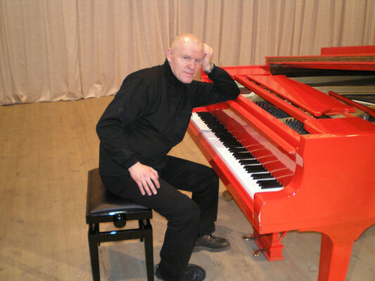  ,   Igor, 63 ,   ,   , c 