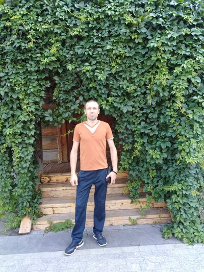  ,   Anatolii, 35 ,   ,   , c 