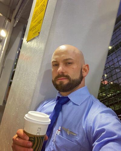  Lobito,   Jeffrey, 48 ,   ,   , c 