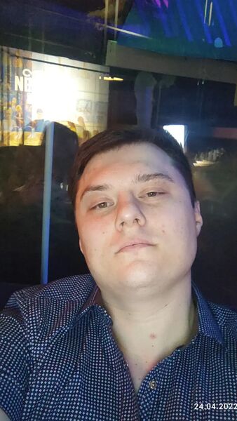  ,   Maxim, 34 ,   ,   , c 