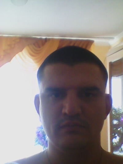  ,   1983, 42 ,   ,   , c 