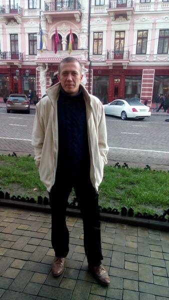  ,   Alex, 45 ,   
