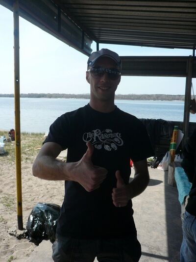  ,   Vladimir La, 40 ,   ,   , c 