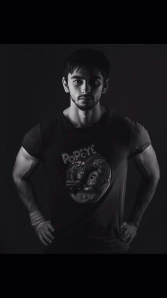  ,   Ruslan, 32 ,   ,   