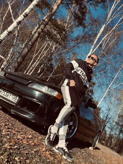  ,   Pavel, 32 ,   ,   
