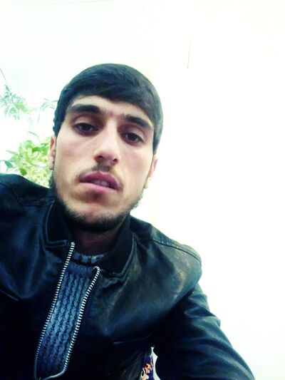  ,   Kurbon, 32 ,   ,   
