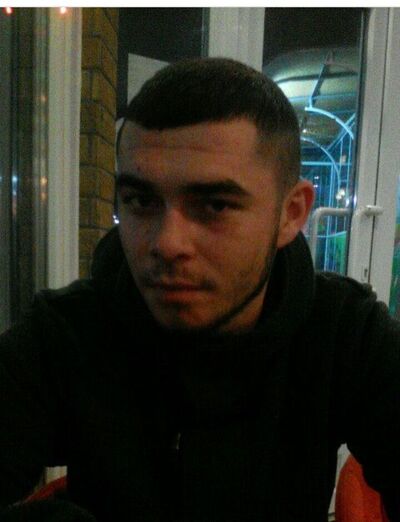  ,   Denis, 32 ,   ,   , c 