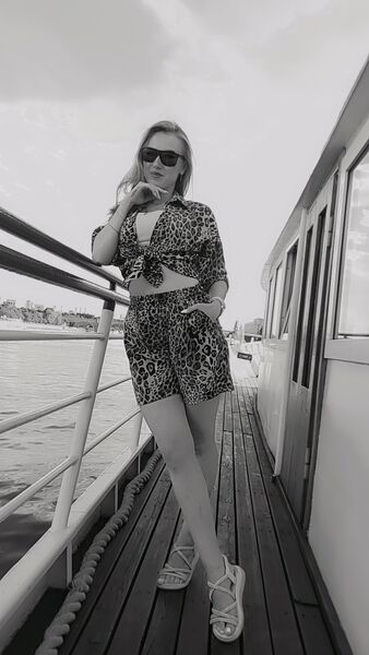  ,   Elinka, 27 ,   ,   , c 
