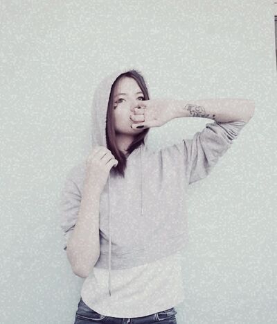  ,   Lana, 25 ,   ,   , 