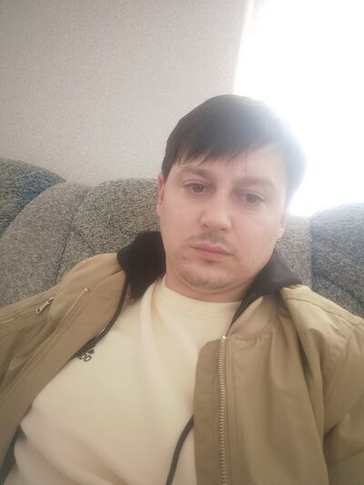   ,   Alexander, 33 ,   ,   , c 