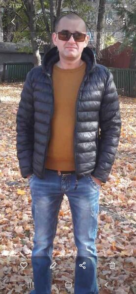  ,   Alex, 40 ,   