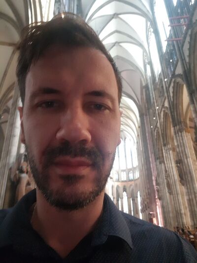  Hameln,   , 46 ,   ,   , c 