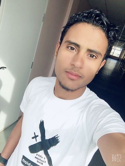  ,   Adam, 25 ,   ,   