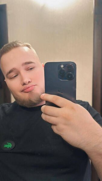  ,   Nik, 27 ,   ,   