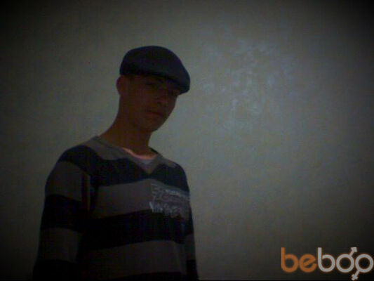  ,   Radu, 32 ,   