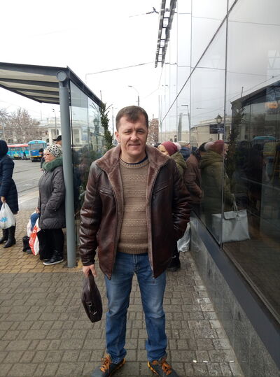  ,   Kolia, 50 ,  