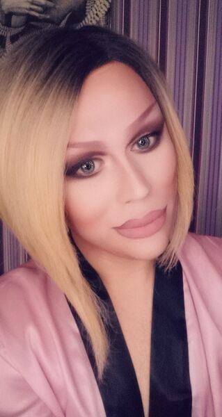  ,   LOLA, 38 ,   ,   