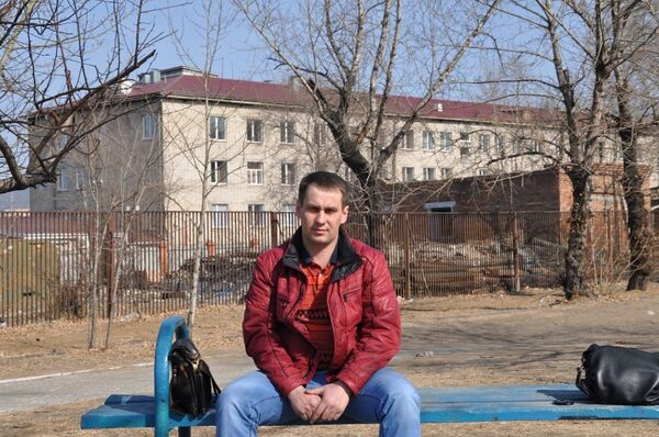  ,   Maikl, 43 ,   