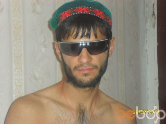 Таджик в шапке