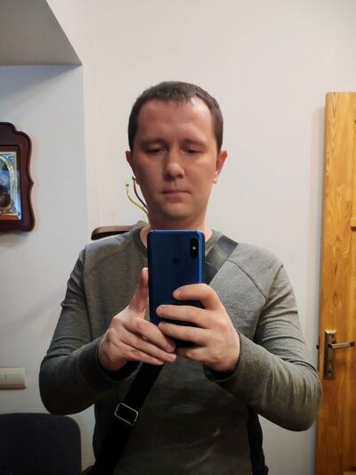  ,   Anton, 38 ,     , c 