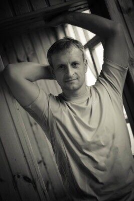  ,   LUX, 52 ,   