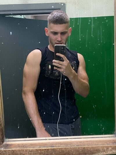  ,   Vladislav, 24 ,   ,   , c 
