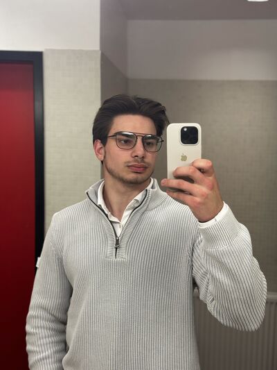  ,   Kyrylo, 18 ,   ,   