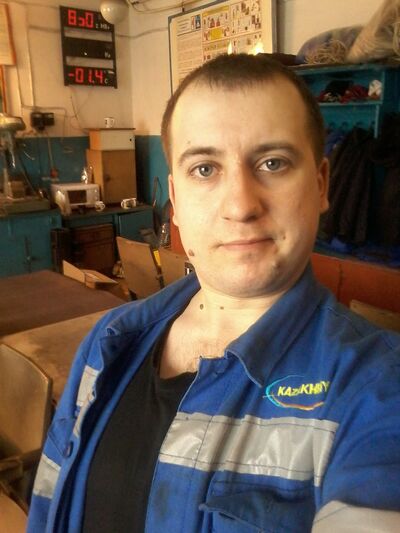  ,   Sergei, 37 ,   ,   , c , 