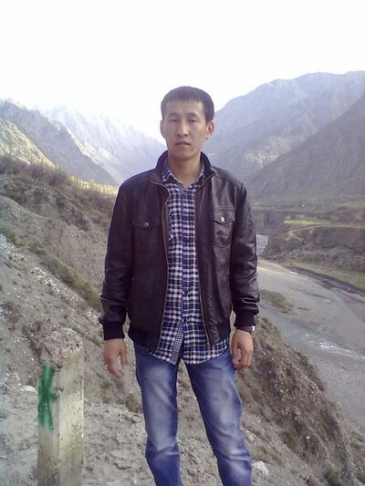  ,   Tynchtykbek, 34 ,   